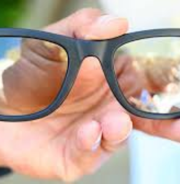 Meta’s Hypernova Glasses: Gesture Control and Display Coming in 2025 Hypernova Glasses